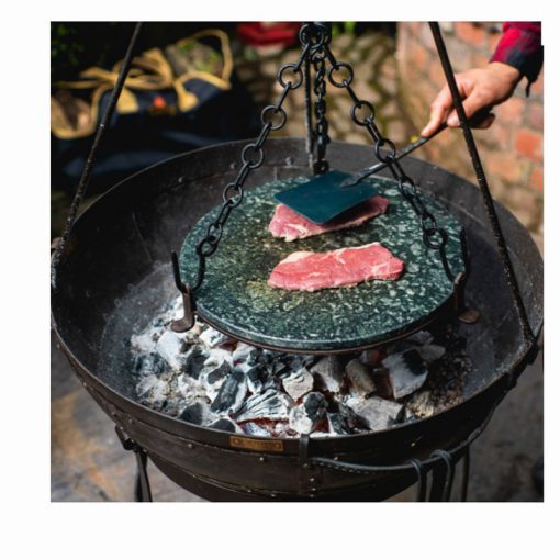 STONE GRIDDLE PLATE- WITH METAL RING