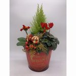 Traditional Merry christmas tin Christmas arrangement