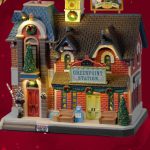 Greenpoint railroad station with 4.5V adaptor