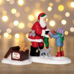 Santa and kittens