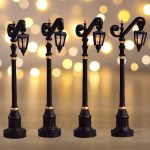Lemax Colonial street lamp