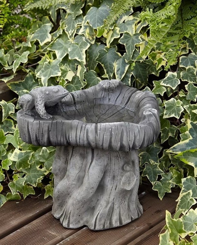 Mini Frog Birdbath
