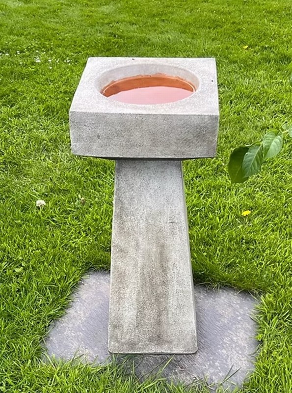 Font Birdbath 4-123