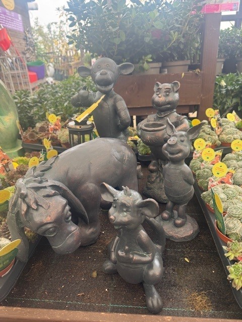 WINNIE THE POOH MINI SET OF 5