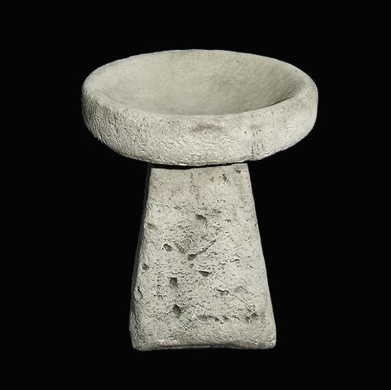 Staddle Birdbath