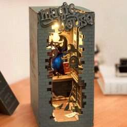 Alternative view of Robotime Magic House